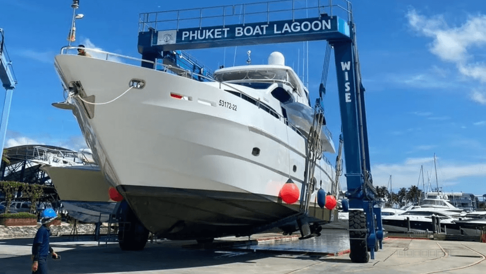 Хардстенд и судоремонтная зона Phuket Boat Lagoon